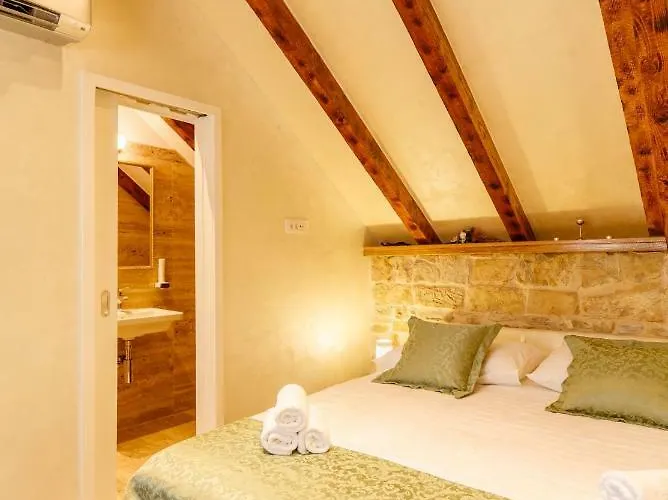 Stone House Luxury