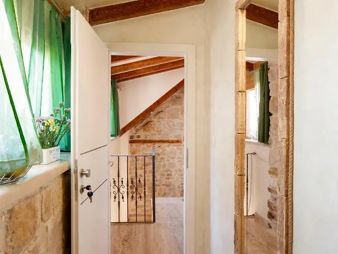 Stone House Luxury