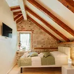 Stone House Luxury