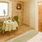 Gasthuis Stone House Luxury 4*