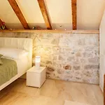 Gasthuis Stone House Luxury Split