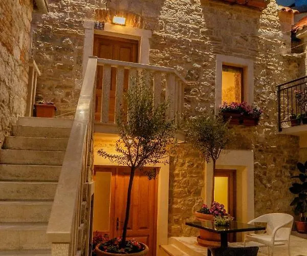 Casa de hóspedes Stone House Luxury Split
