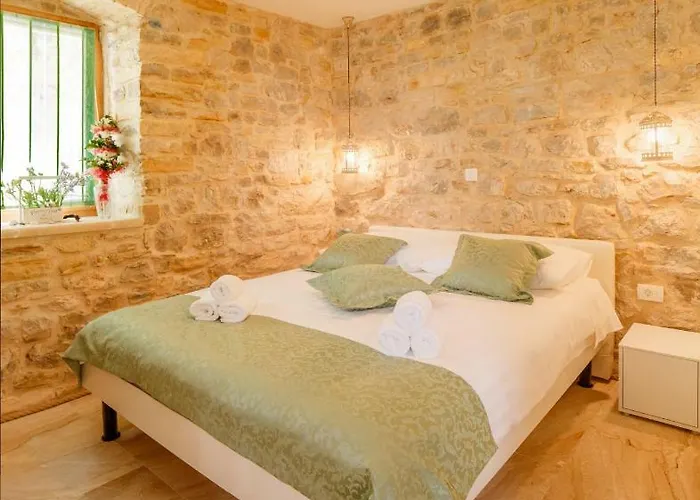 Stone House Luxury